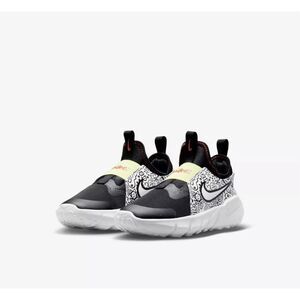 Nike Kids Sneakers Black and White
